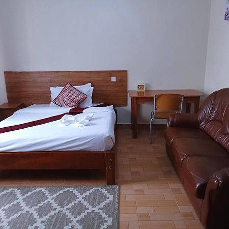 Acacia Gardens Gilgil Hotel Kültér fotó